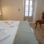 Livas * Kávallos