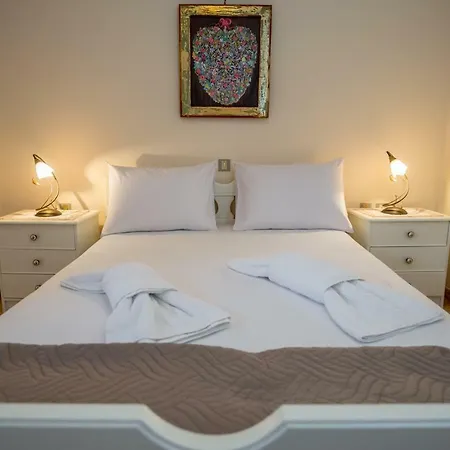 Livas Kavallos (Lefkada)